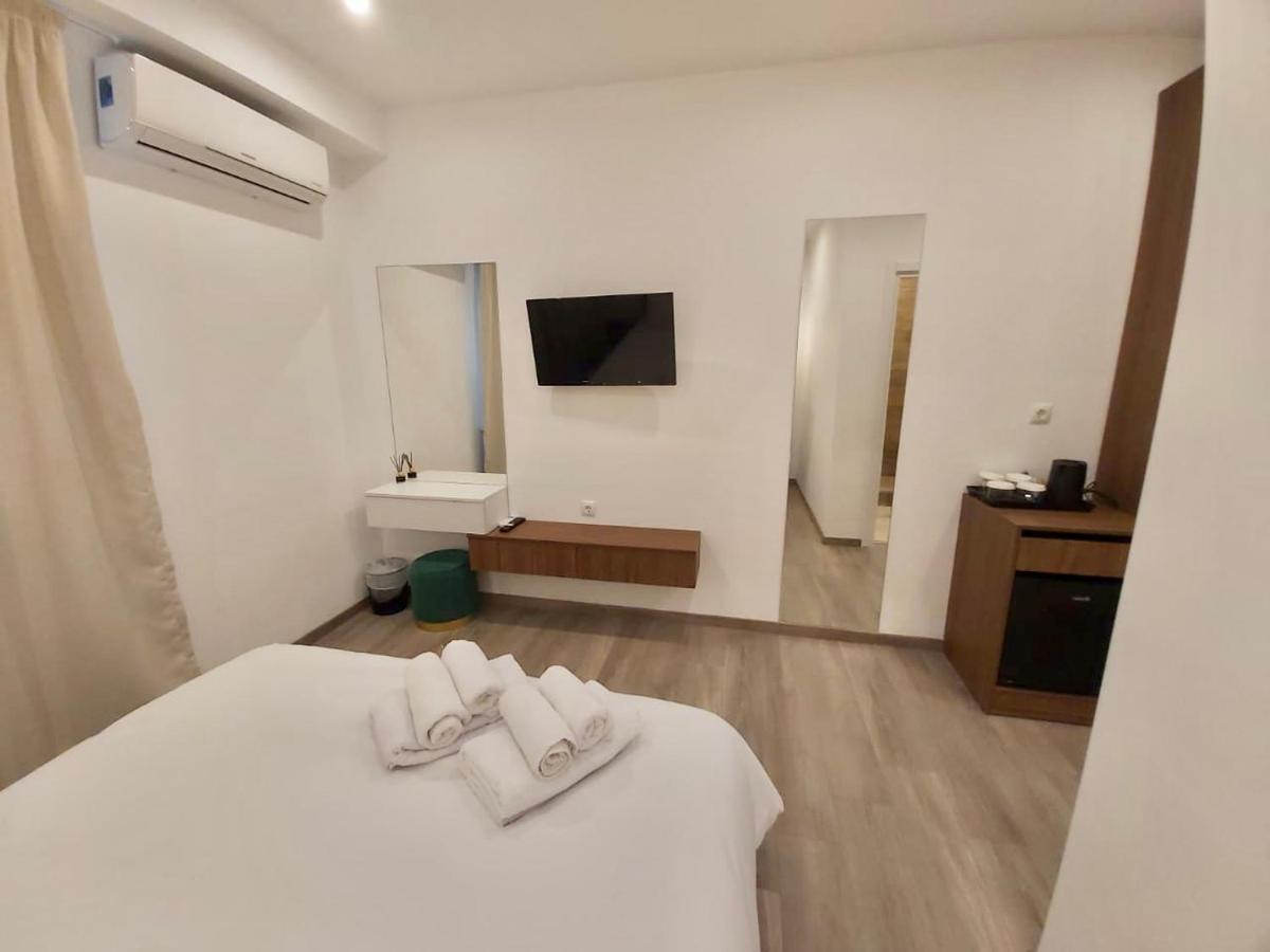 Real City Suites Syntagma Athens Exterior photo