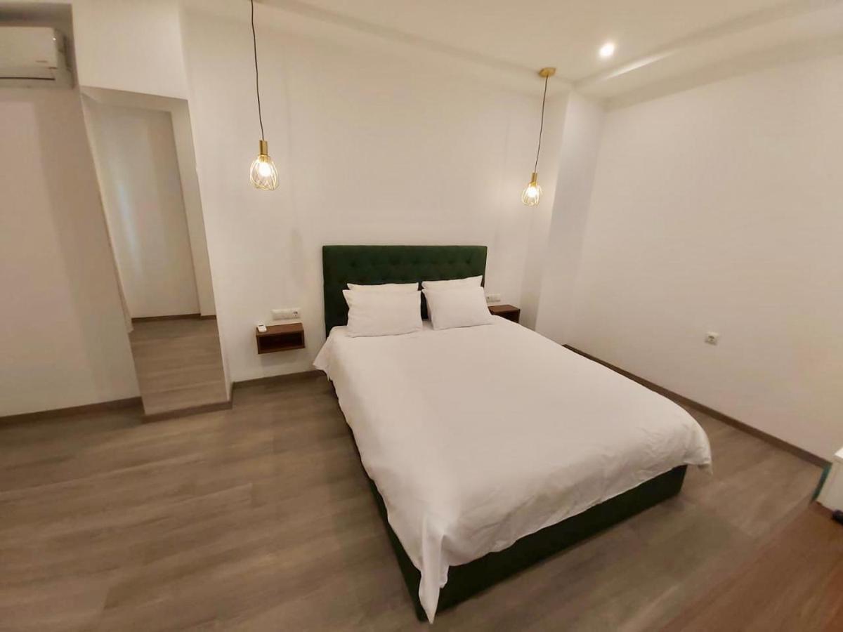 Real City Suites Syntagma Athens Exterior photo